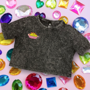crop top UFO